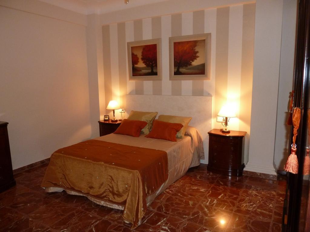 Eduardo Lucena 5, Mezquita Apartment Kordoba Bagian luar foto