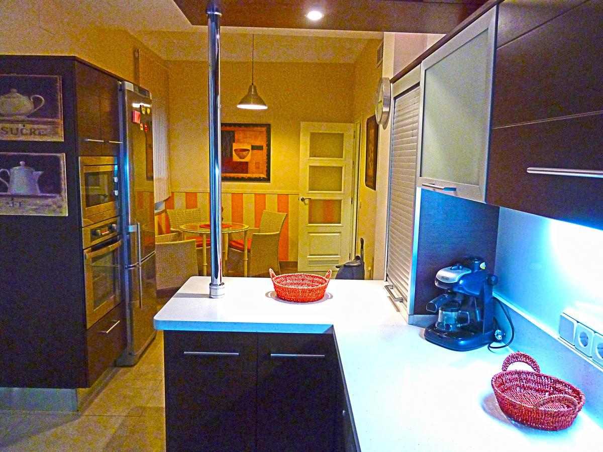 Eduardo Lucena 5, Mezquita Apartment Kordoba Bagian luar foto