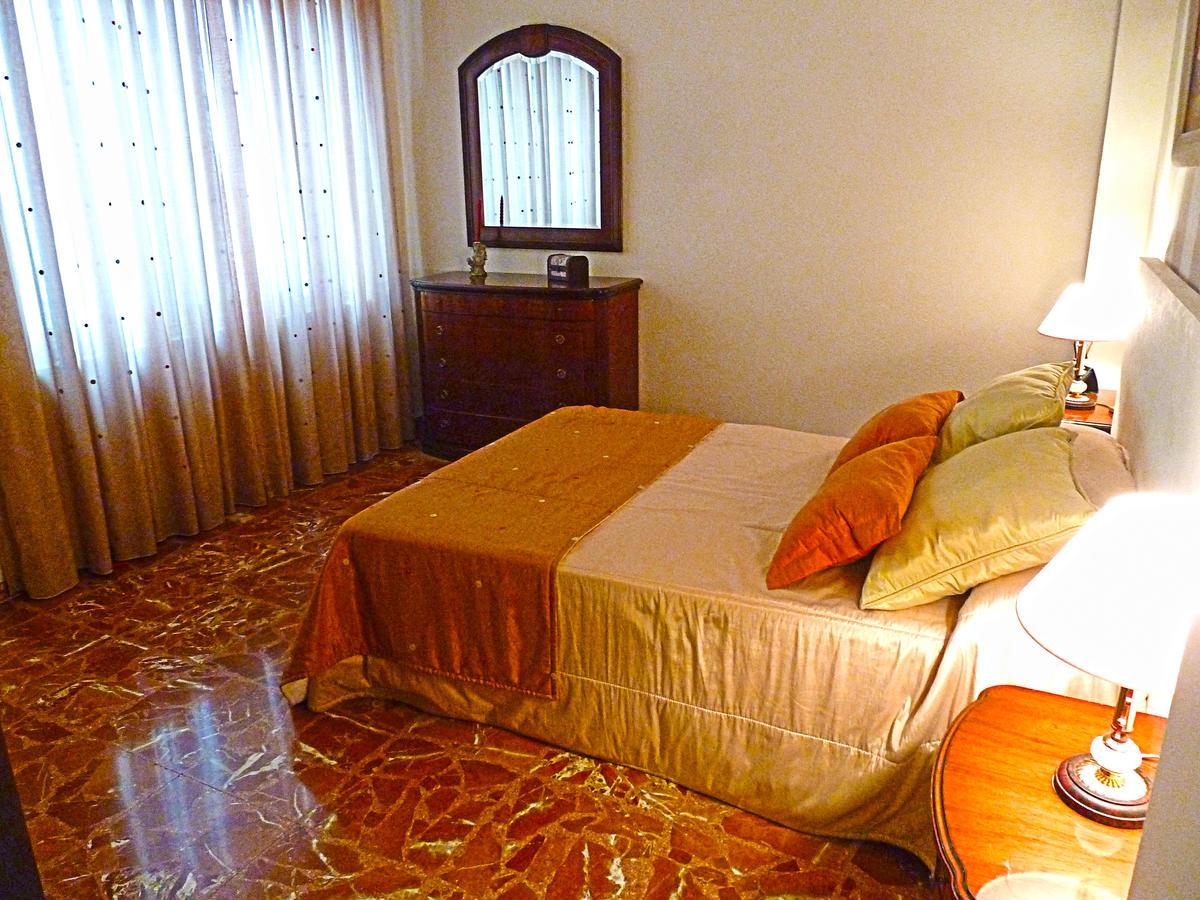 Eduardo Lucena 5, Mezquita Apartment Kordoba Bagian luar foto
