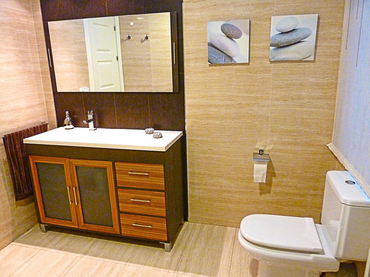 Eduardo Lucena 5, Mezquita Apartment Kordoba Bagian luar foto